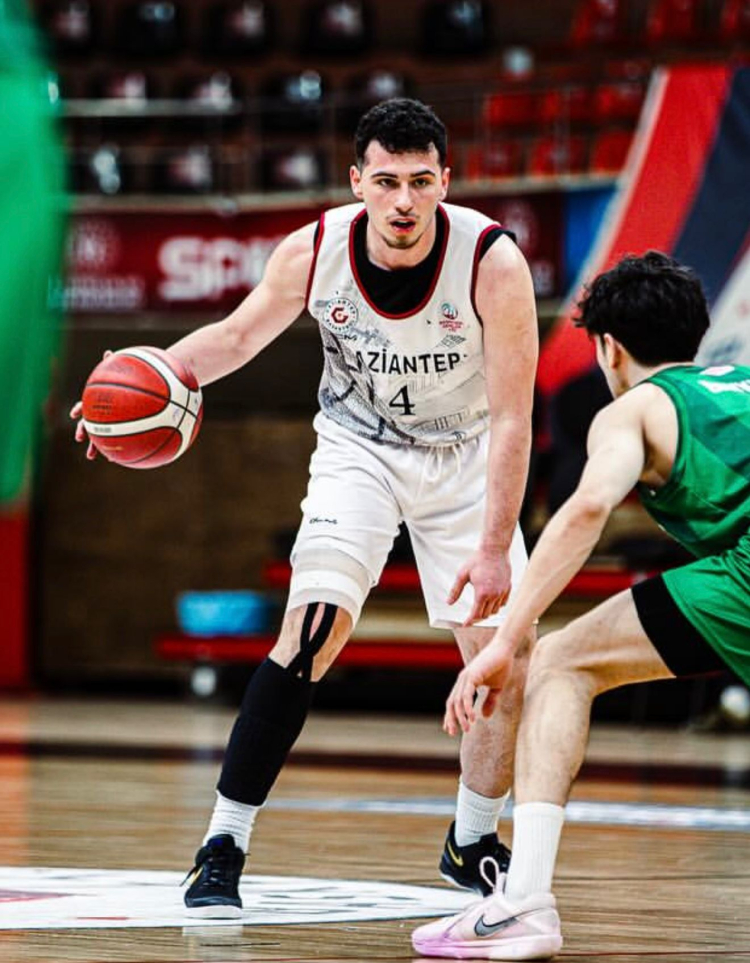 buyuksehir-basketbol-takimindan-transfer-atagi