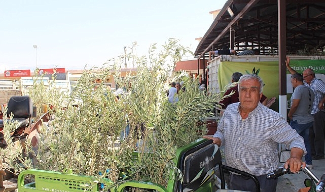 Antalya Büyükşehir Belediyesi, kırsal kalkınma projeleri kapsamında 19 ilçede 2