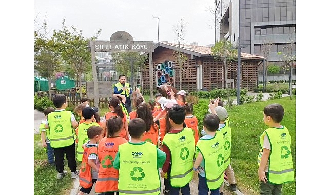 Canik Belediye Başkanı İbrahim Sandıkçı, ilçede çocukları ve gençleri sıfır