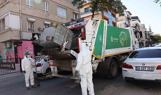 Çankaya Belediyesi'nin semtlerde başlattığı genel temizlik çalışmaları Seyran, Sakarya Caddesi