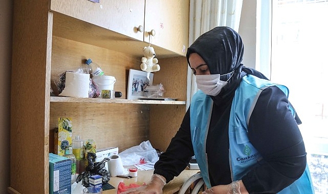 Çankaya Belediyesi'nin “Evde Temizlik Hizmeti Projesi” devam ediyor. Belediye, 75