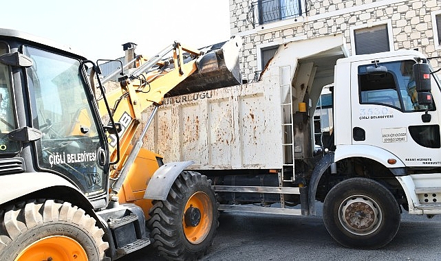 Çiğli Belediyesi, çevre ve görüntü kirliliğini önlemek amacıyla ilçedeki moloz