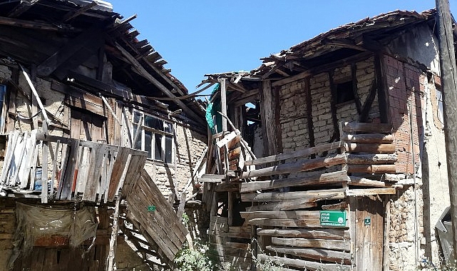 Osmangazi Belediyesi, Güneybudaklar Mahallesi’nde vatandaşların can güvenliğini tehdit etmesinin yanı