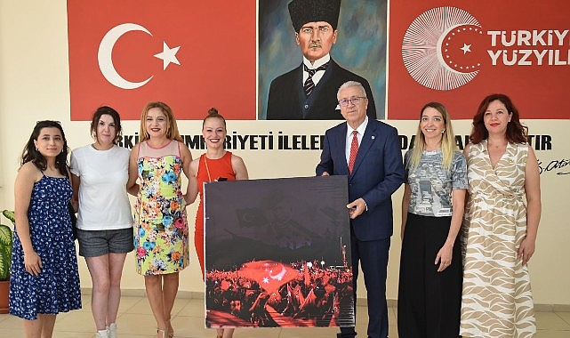  Ege Üniversitesi (EÜ) İletişim Fakültesi 15 Temmuz Demokrasi ve Milli