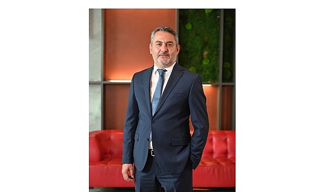 Türkiye’nin en büyük düğün planlama platformlarından düğün.com, mekanlardan fotoğrafçılara, gelinlikçiden
