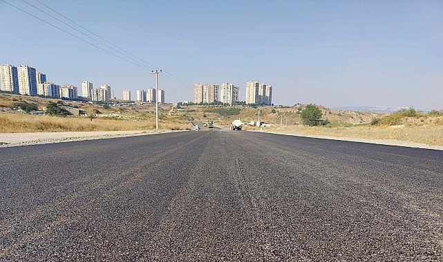 Büyükşehir Belediyesi, Gebze’de ağır tonajlı araçların yoğun olarak kullandığı Kirazpınar