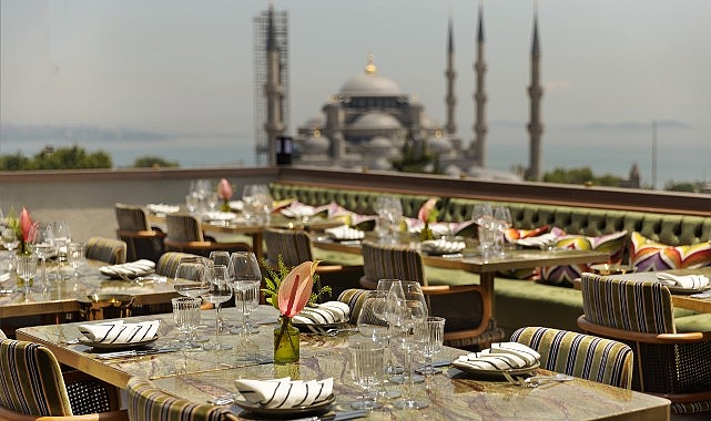 Tarihi Yarımada’nın büyüleyici atmosferinde geçtiğimiz ay kapılarını açan Hotel Komana