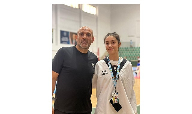 Gölcük Belediyespor sporcusu Berra Ceylan, Türkiye Taekwondo Federasyonu tarafından Eylül