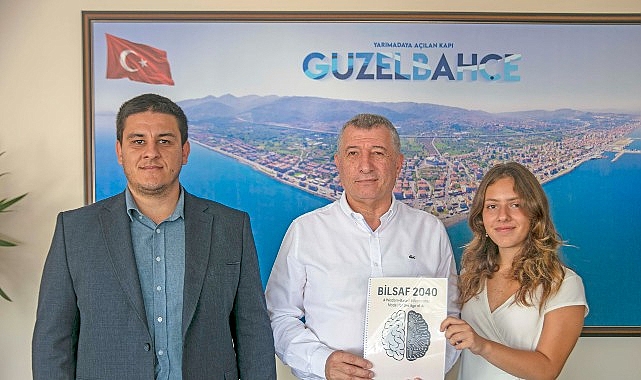 Güzelbahçe Belediyesi, bünyesinde kurulan Bilim, Sanat ve Felsefe Akademisi (BİLSAF),
