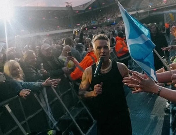 Dünyaca ünlü İngiliz pop yıldızı Robbie Williams, ilk kez İstanbul