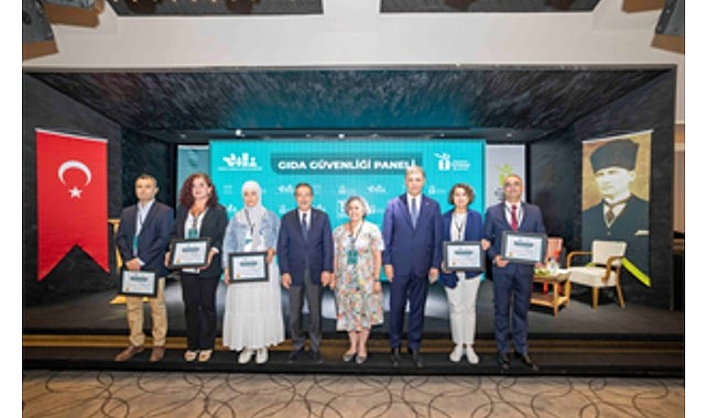 İzmir Büyükşehir Belediyesi’nin tanzim satış mağazaları modeli İZMAR, Türkiye’ye örnek
