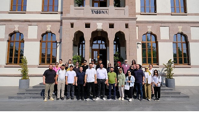 Kahramanmaraş Büyükşehir Belediyesi Gençlik Meclisi üyeleri, Konya’da üniversite öğrencilerine yönelik