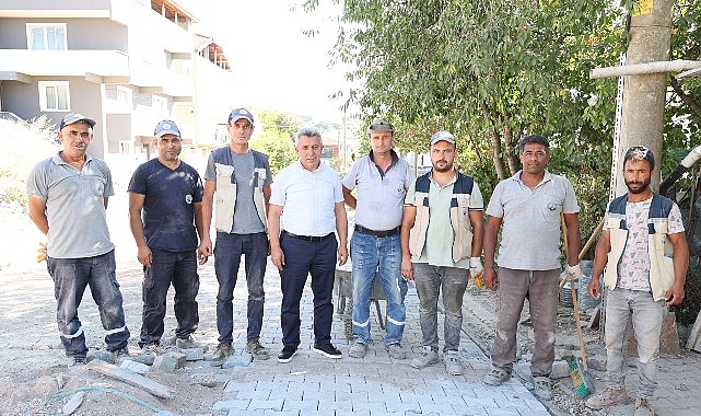 Kandıra Belediye Başkanı Erol Ölmez, mahalle buluşmaları kapsamında Akdurak Mahallesi’ni