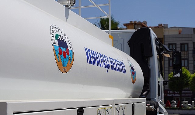 Kemalpaşa Belediyesi araç filosuna 5 yeni araç daha ekleyerek temizlik