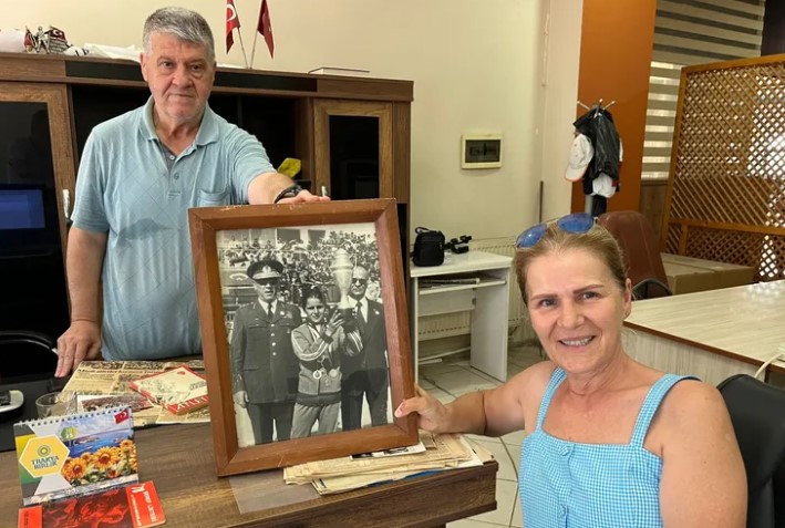Edirne’nin Keşan ilçesinde 1979 yılında Anafartalar İlkokulu’nda keşfedilen yeteneğiyle Türkiye