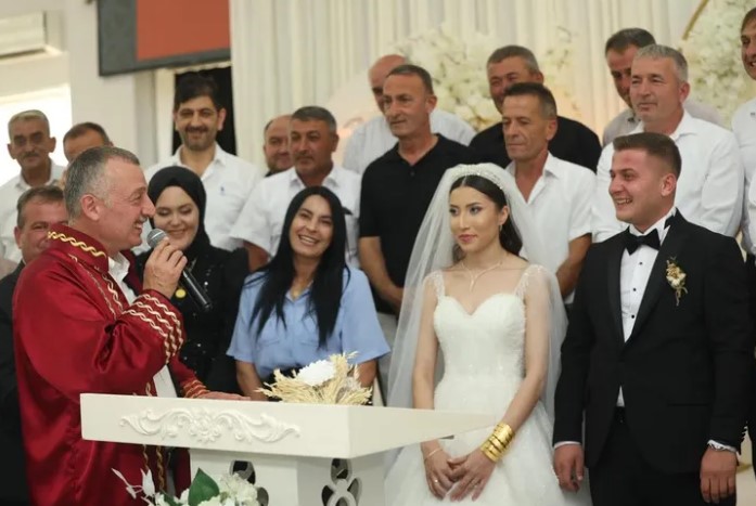 Kocaeli Büyükşehir Belediye Başkanı Doç. Dr. Tahir Büyükakın, geride bıraktığımız
