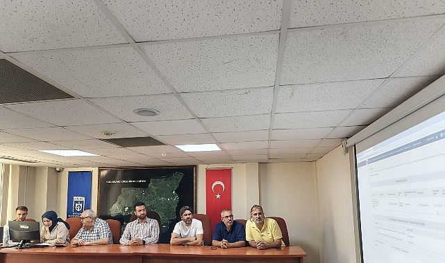 Büyükşehir Belediyesi’nin Süper Lig’e çıkan şampiyon Kocaelispor için inşa edeceği