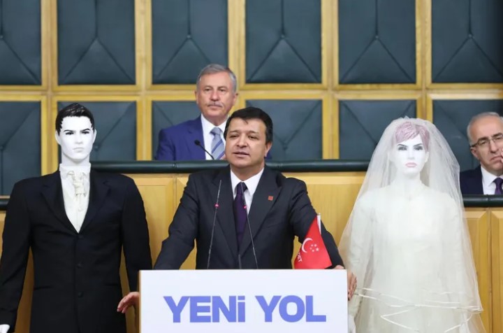 Saadet Partisi Genel Başkanı Mahmut Arıkan, TBMM’deki grup toplantısında çarpıcı