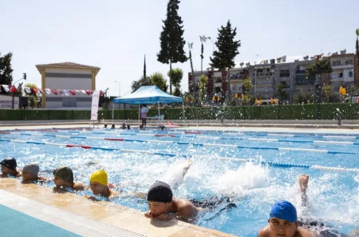 Mersin Büyükşehir Belediyesi Gençlik ve Spor Hizmetleri Dairesi bünyesinde hizmet