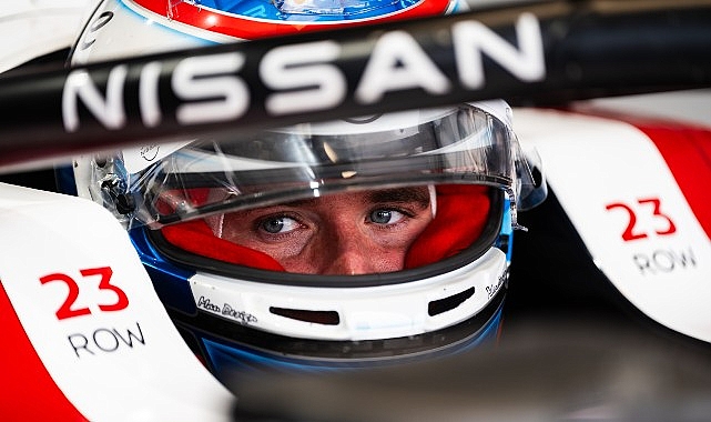  Nissan Formula E Takımından Oliver Rowland, sezonun bitimine iki yarış kala