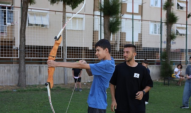 Aydın Büyükşehir Belediye Başkanı Özlem Çerçioğlu’nun öncülüğünde başlatılan yaz kursları