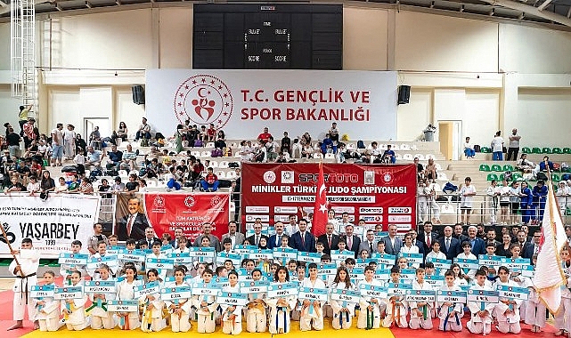 Osmangazi Belediyespor Kulübü sporcusu Beren Çelik, Türkiye Judo Federasyonu tarafından