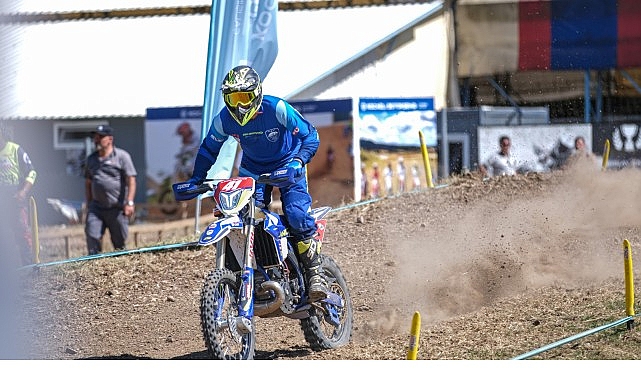 Kocaeli Büyükşehir Belediyesi ana sponsorluğunda gerçekleştirilen Türkiye Süper Enduro Şampiyonası’nın ikinci