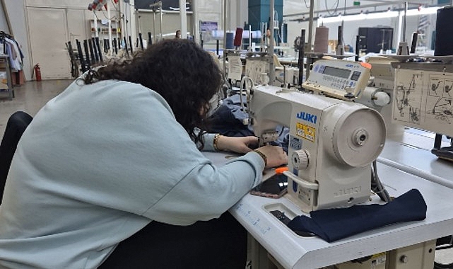 Tekstil ve konfeksiyon sektörünün ihtiyaç duyduğu nitelikli mühendisleri yetiştiren Ege