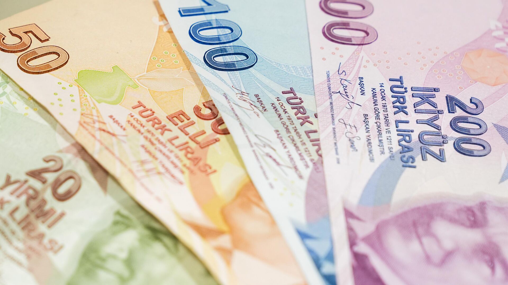 Temmuz ayının ilk haftasına girilirken emekli promosyon kampanyaları yeniden gündemde.