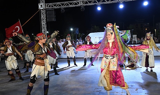 Torbalı Belediyesi’nin 30 Ağustos Zafer Bayramı kutlamaları kapsamında düzenlediği Uluslararası