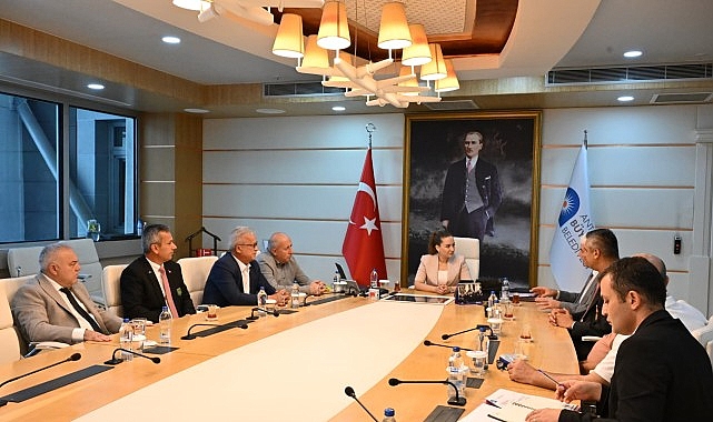 Antalya Büyükşehir Belediyesi, şehit yakınları ve gazileri yalnız bırakmıyor. Büyükşehir