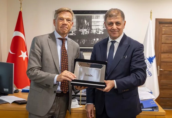Başkan Cemil Tugay, Hollanda’nın Ankara Büyükelçisi Wijnands ve Fahri Konsolos