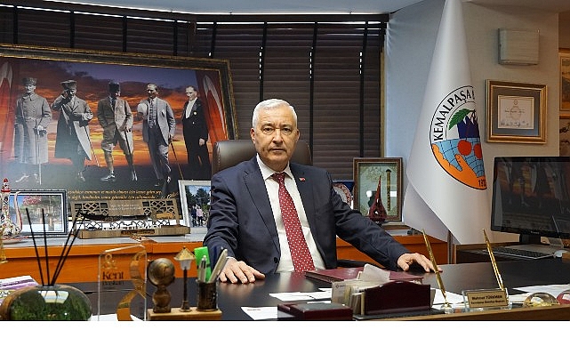 Kemalpaşa Belediye Başkanı Mehmet Türkmen, 30 Ağustos Zafer Bayramı’nın 103’ncü