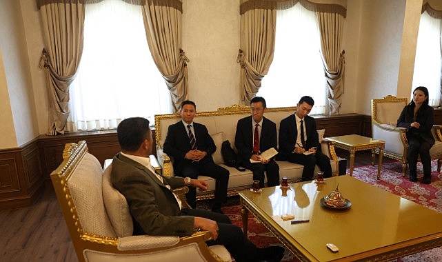 Çin Büyükelçiliği’nde görevli dört kişiden oluşan bir heyet Nevşehir Belediye