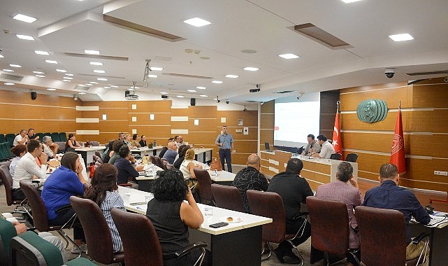 Bornova Belediyesi, 5 Mart 2025 tarihli Resmi Gazete’de yayımlanan Kamu İç
