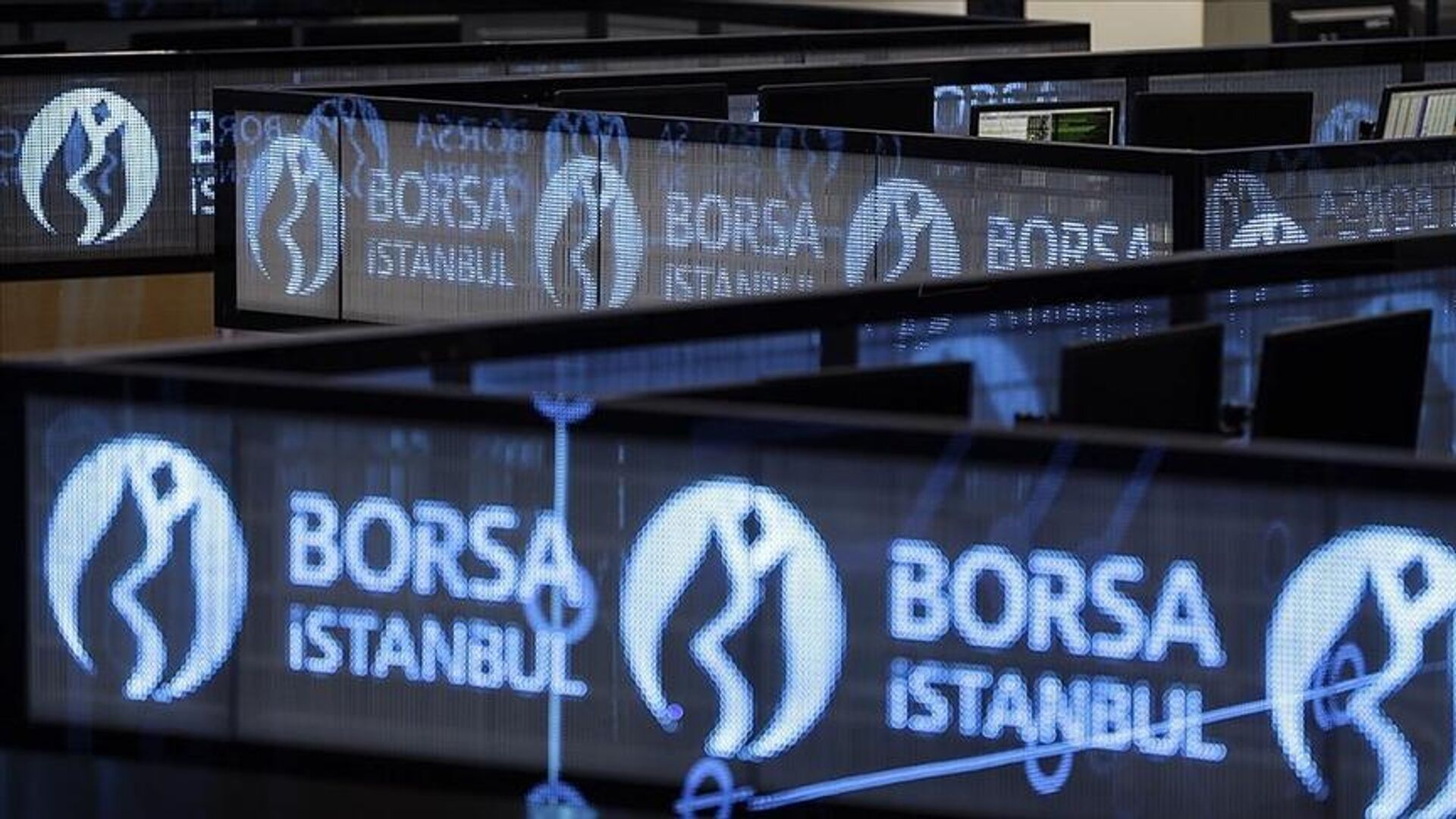 Borsa İstanbul BIST 100 endeksi tarihi zirvesini 11.539 puana taşıdı.