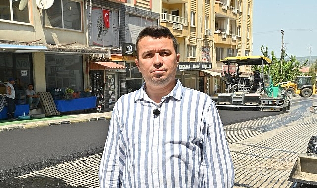 Manisa Büyükşehir Belediyesi, il genelinde yürüttüğü yol yapım çalışmalarını aralıksız