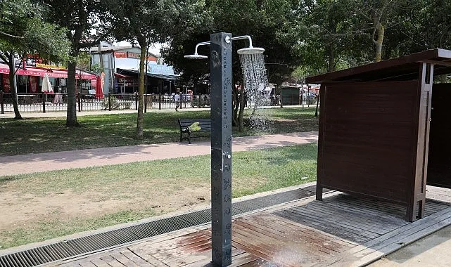 Büyükşehir Belediyesi, yaz aylarında yoğun kullanılan plajlarda su israfını önlemek