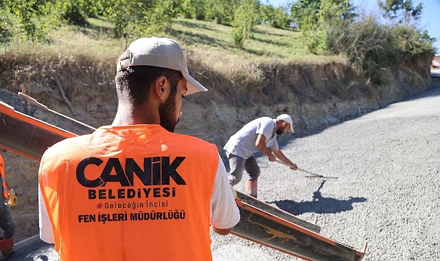Canik Belediyesi, sürdürdüğü ulaşım atağıyla ilçeyi güvenli ve konforlu yollarla