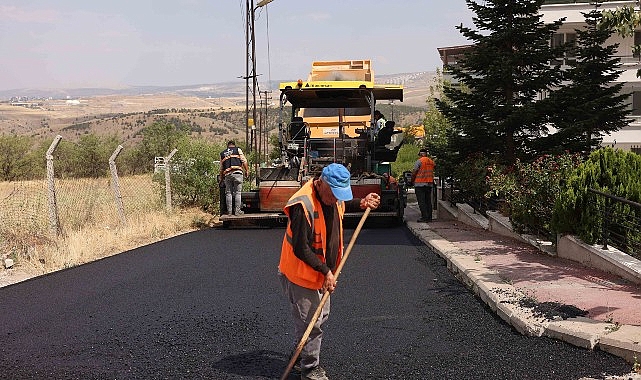 Çankaya Belediyesi’nin, ulaşımda kolaylığı sağlamak amacıyla tam kaplama asfalt ve