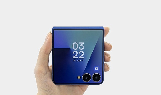 Samsung Electronics’in yeni katlanabilir telefon serisi modellerinden Galaxy Flip7, çok