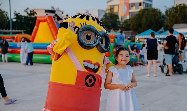 Didim Belediyesi’nin yaz ayları boyunca sürdürdüğü Yaz Şenlikleri, çocukların ve