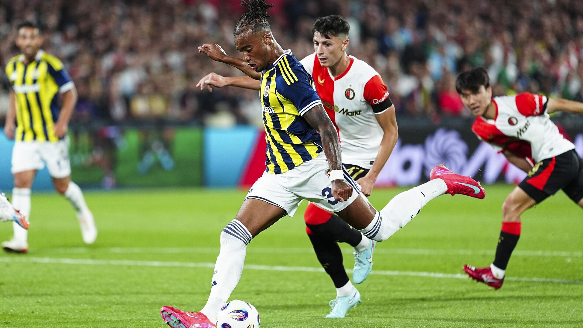 Fenerbahçe, Şampiyonlar Ligi 3. ön eleme turu rövanşında bugün saat