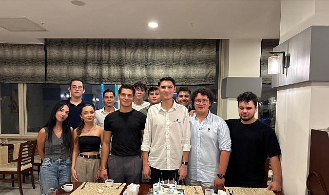 Kemer Belediye Başkanı Necati Topaloğlu öncülüğünde kurulan Kemer Belediyesi Gençlik