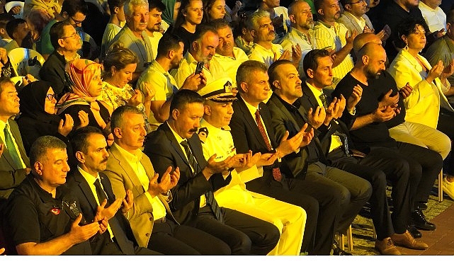 Gölcük’te, 17 Ağustos 1999’da meydana gelen depremde hayatını kaybedenler, depremin