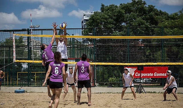Kadıköy Belediyesi ve Türkiye Voleybol Federasyonu işbirliğiyle düzenlenen Bioderma Pro