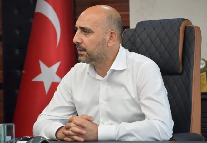 Kocasinan’da devam eden jeotermal seracılık projesinde Kayseri Ticaret Borsası’ndan sevindirici