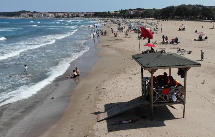 Kocaeli'de Cebeci, Kumcağız, Kerpe ve Darıca gibi yoğun kullanılan sahillerde