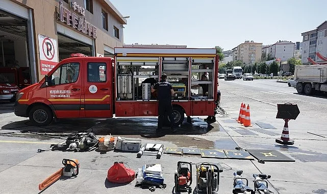 Nevşehir İtfaiyesi, araç ve ekipmanların periyodik bakım ve kontrollerini halkımıza