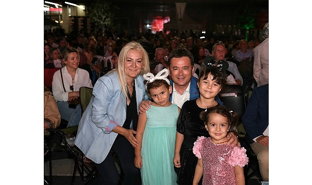 Osmangazi Belediyesi, yaz akşamlarını renklendirmek ve vatandaşlara açık havada sinema